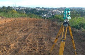 Engenharia e topografia andam de mãos dadas na construção civil
